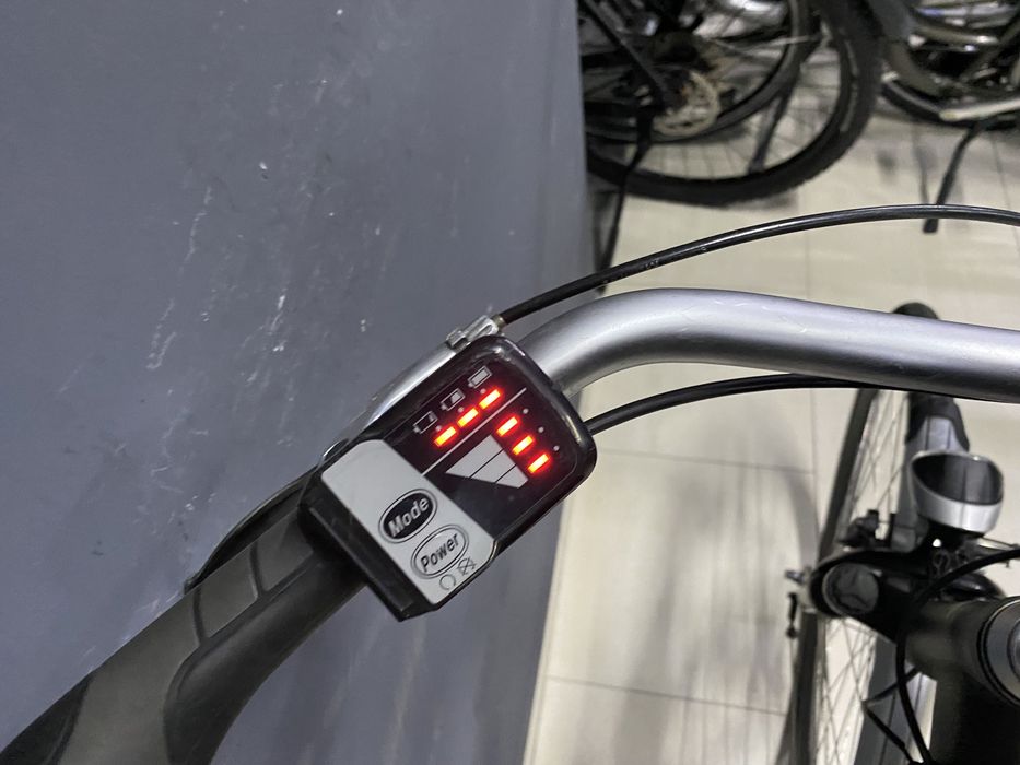 Електровелосипед RIXE Bordeaux 28"планетарна втулка Nexus SG-8R31