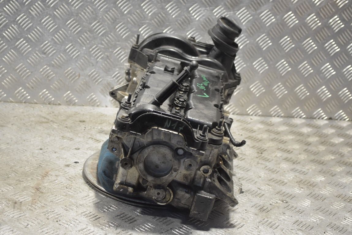 Головка блоку в зборі ліва Jeep Grand Cherokee 2010 3.0crd 90352073F