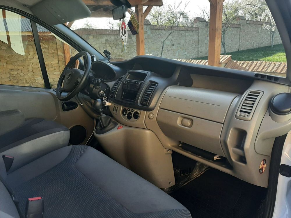 Opel Vivaro 2014