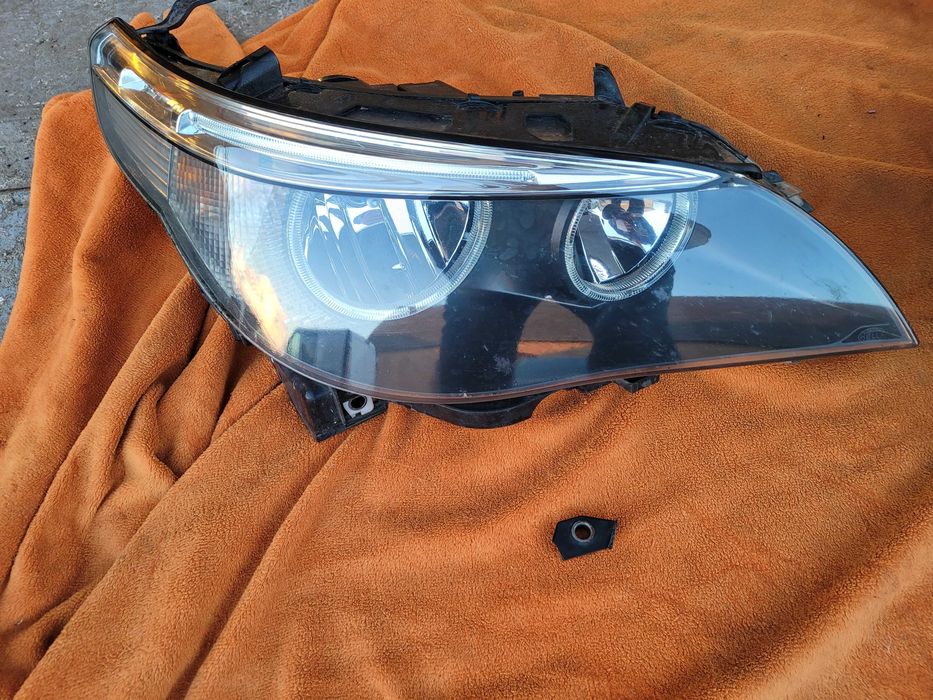 Prawa Lampa Halogenowa Reflektor Prawy Przód H7 BMW E60 E61 Przedlift