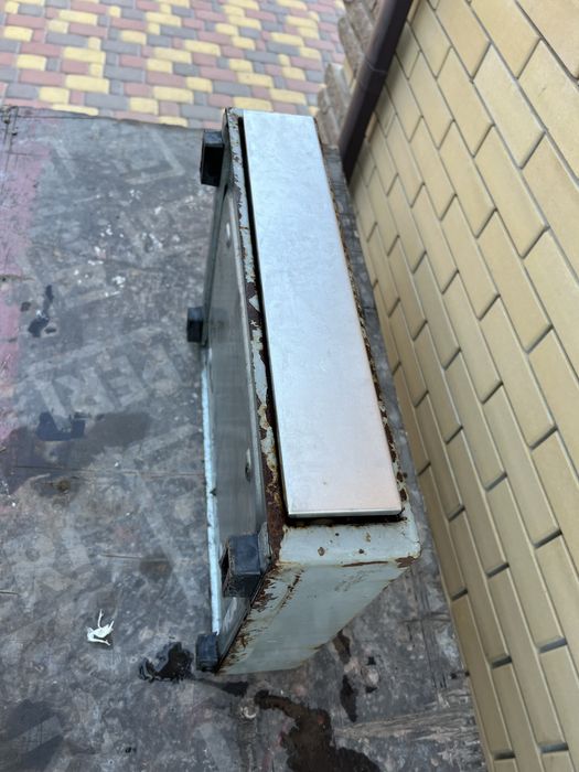 Сейф, ящик для денег, кассовый ящик