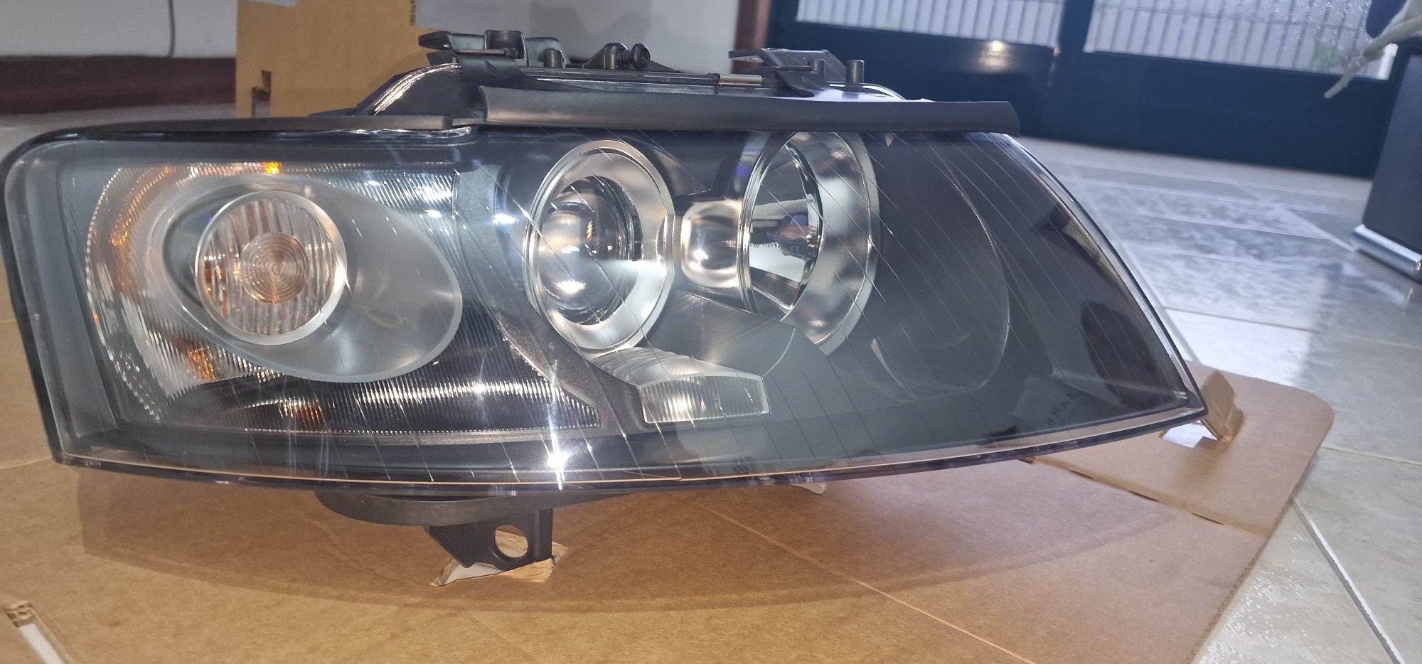 Optica Farol Audi A4 B6 Cabrio