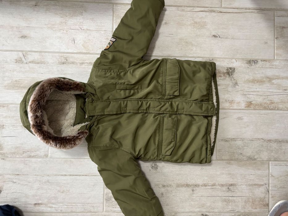 Куртка дитяча в гарному стані