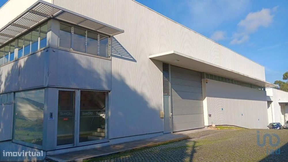 Loja / Estabelecimento Comercial em Gondar de 3099,00 m2