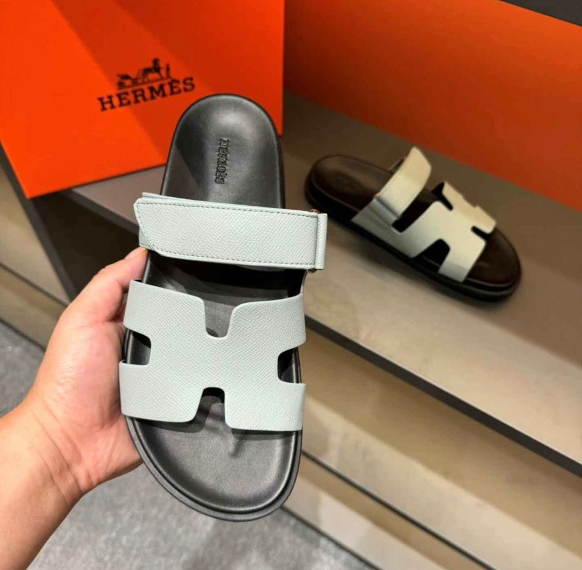 Hermes Chypre klapki