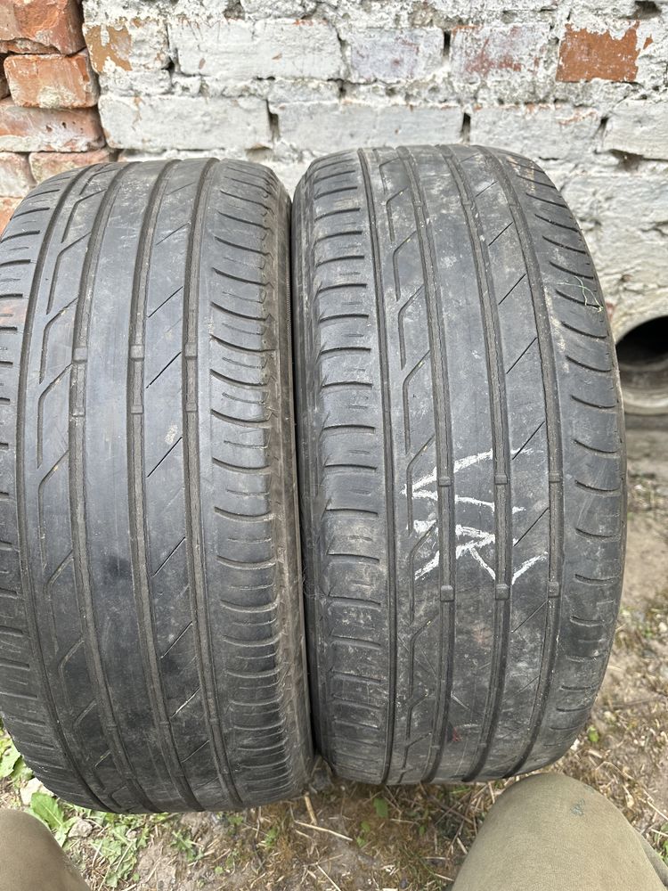 Пара шин Brigestone 215/50 R18, непоганий стан,2017 рік, з Європи