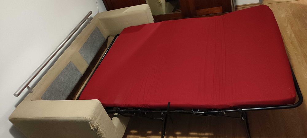 Sofa i stolik kawowy