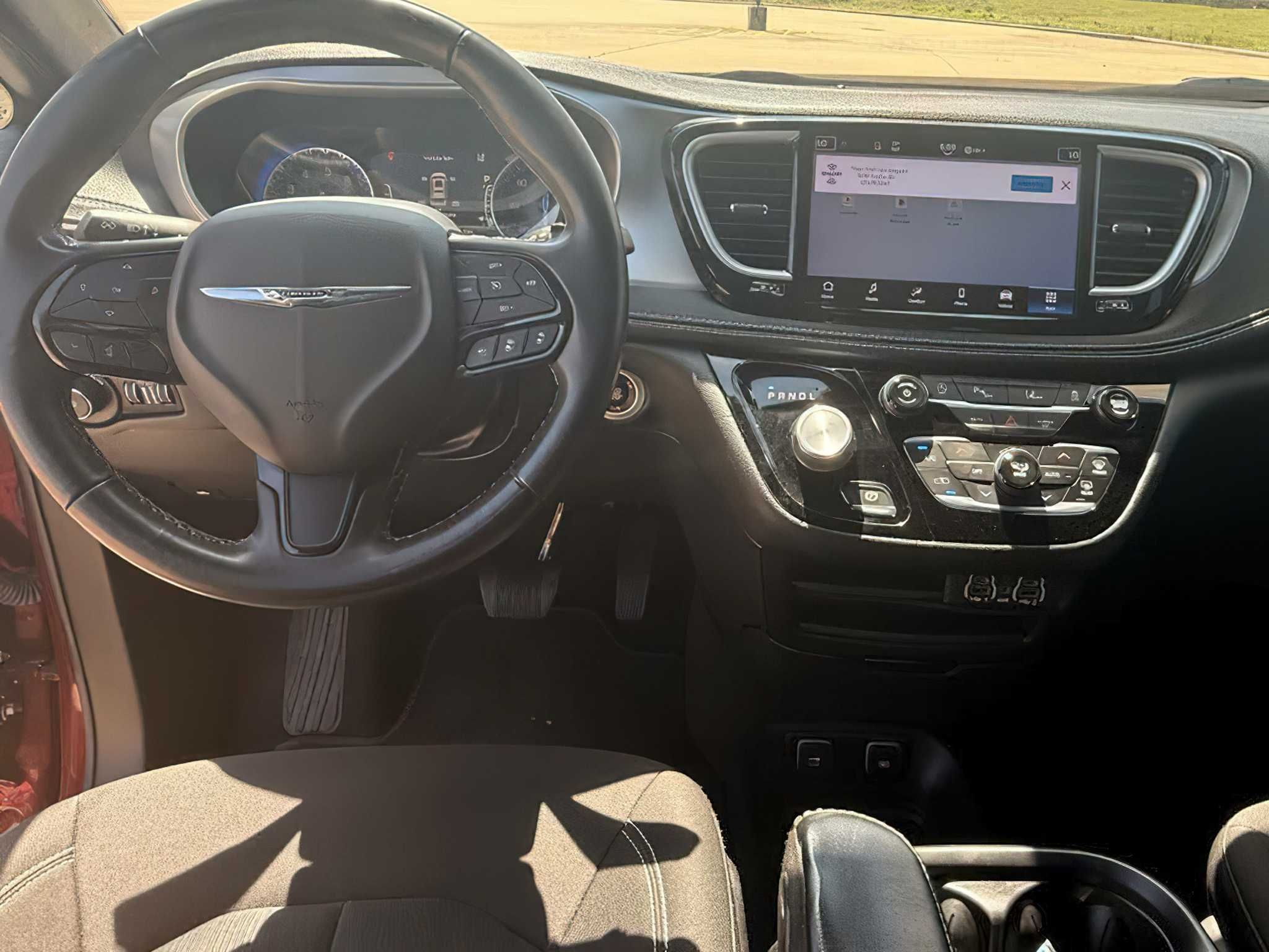 Chrysler Pacifica Touring 2021