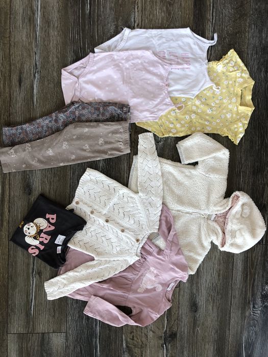 Zestaw ubranka dla dziewczynki w rozmiarze 86 HM i inne