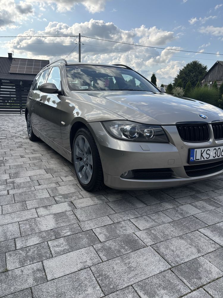 BMW E91 325xi Touring 2007r 4x4 218KM Automat