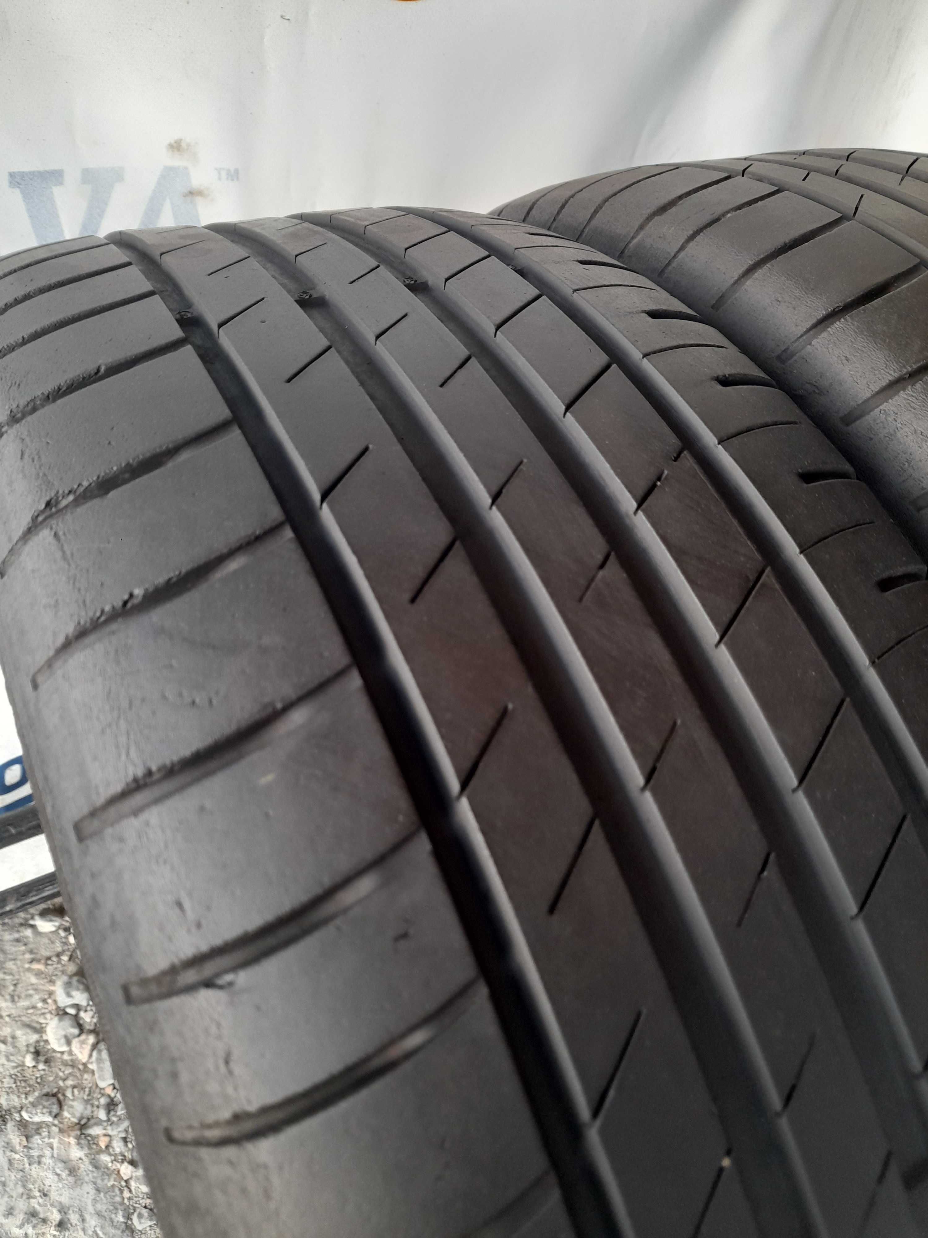 Літні шини 225/55 R17 Goodyear efinsial grip performance