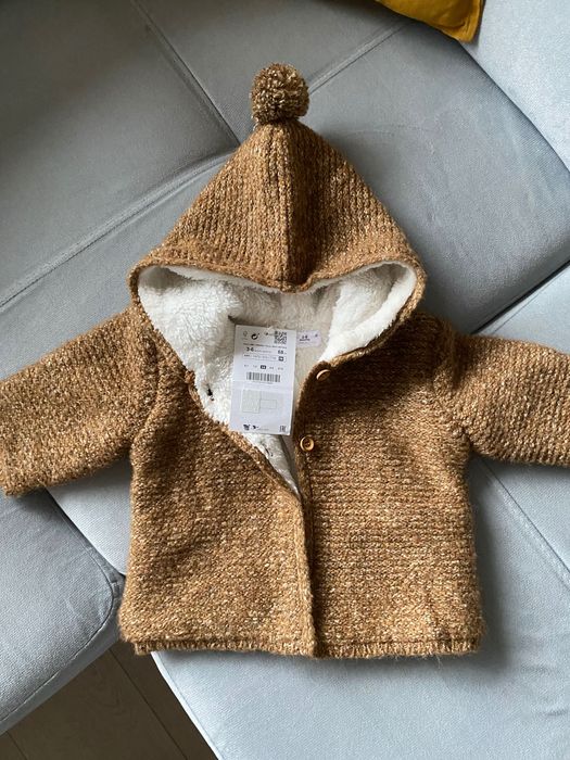Sweterek kurtka dziecięca ZARA nowa z metka rozmiar 68 z kapturem