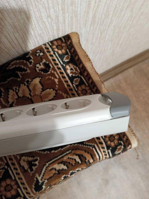 Сетевой фильтр Belkin Surge Master