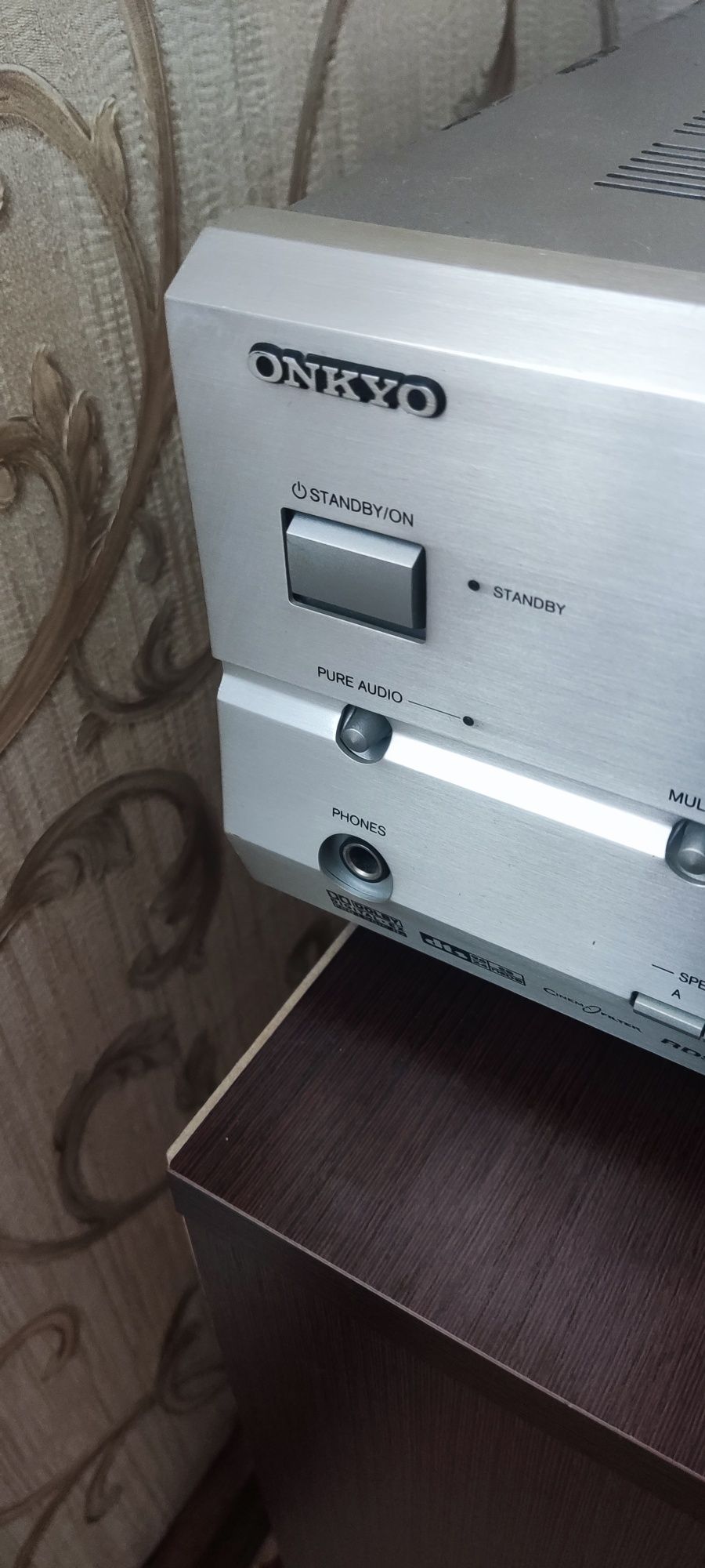 Ресівер ONKYO TX- SR 504E (7.1 канал)