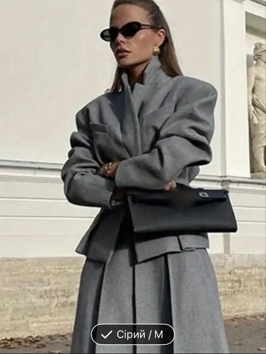 Костюм вовняний зі спідницею сірий