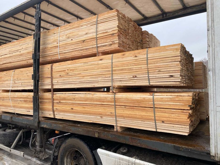 Доска сосновая свежепиленная; Дошка соснова свіжопиляна; Пиломатеріали