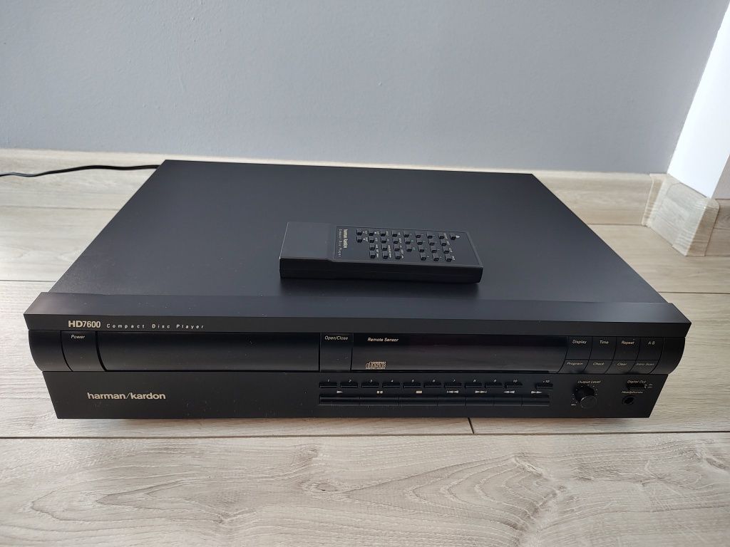 Harman Kardon HD-7600 oryginalny pilot CD super stan