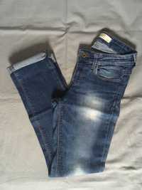 ZARA - spodnie jeans r.38