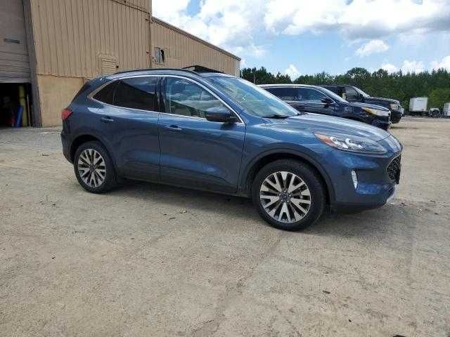 Ford Escape Titanium 2020 -
