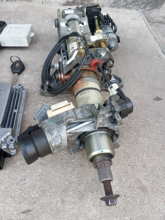 Блок управления двигателя, комплект замків BMW e60 3.0D m57n 7794218