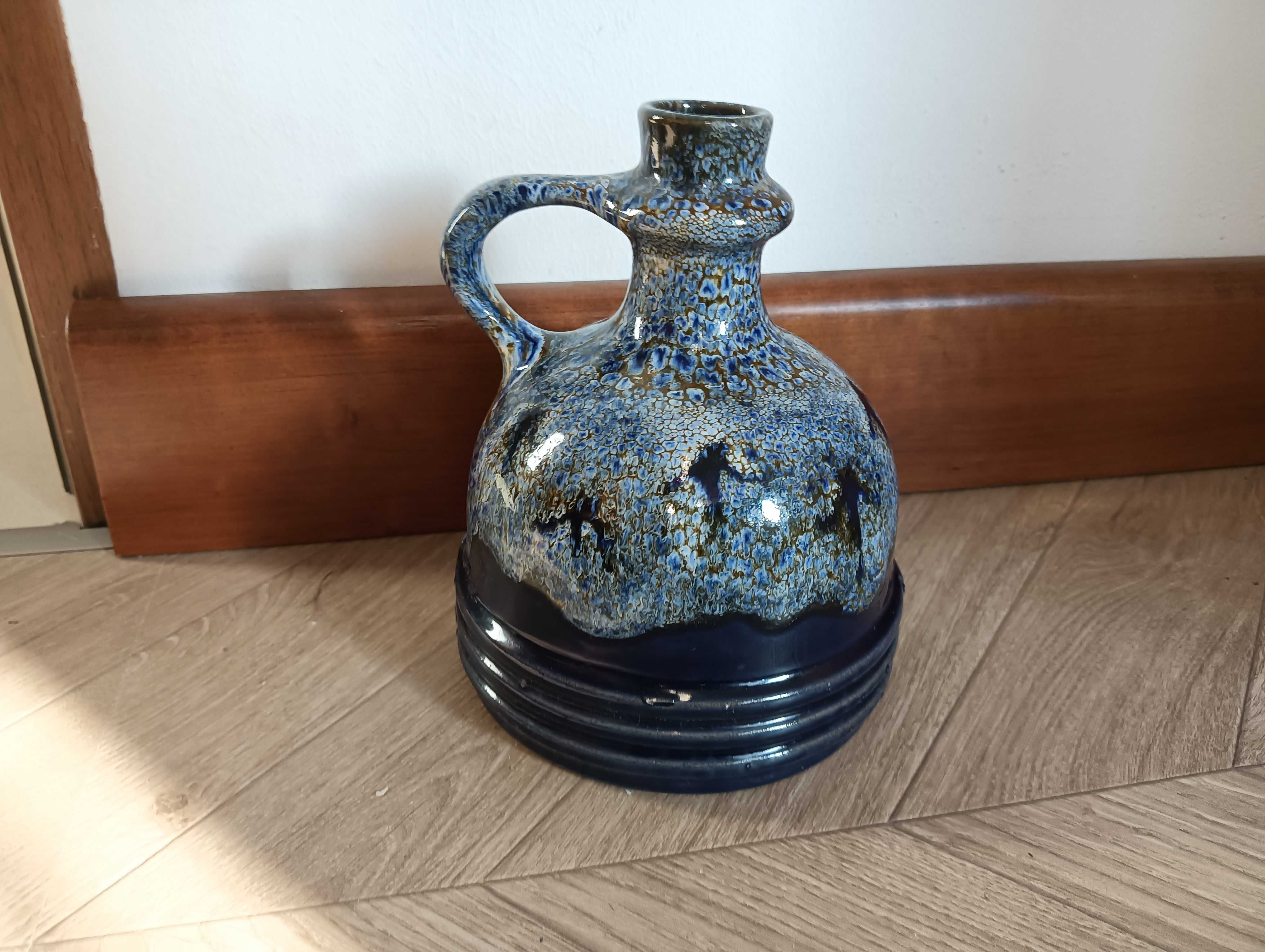 Wazon ceramiczny z uchem Haldensleben piękny