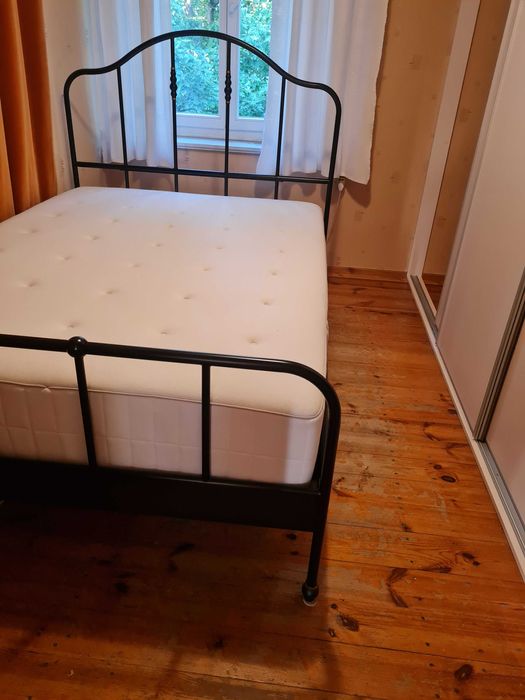 Łóżko metalowe IKEA z materacem
