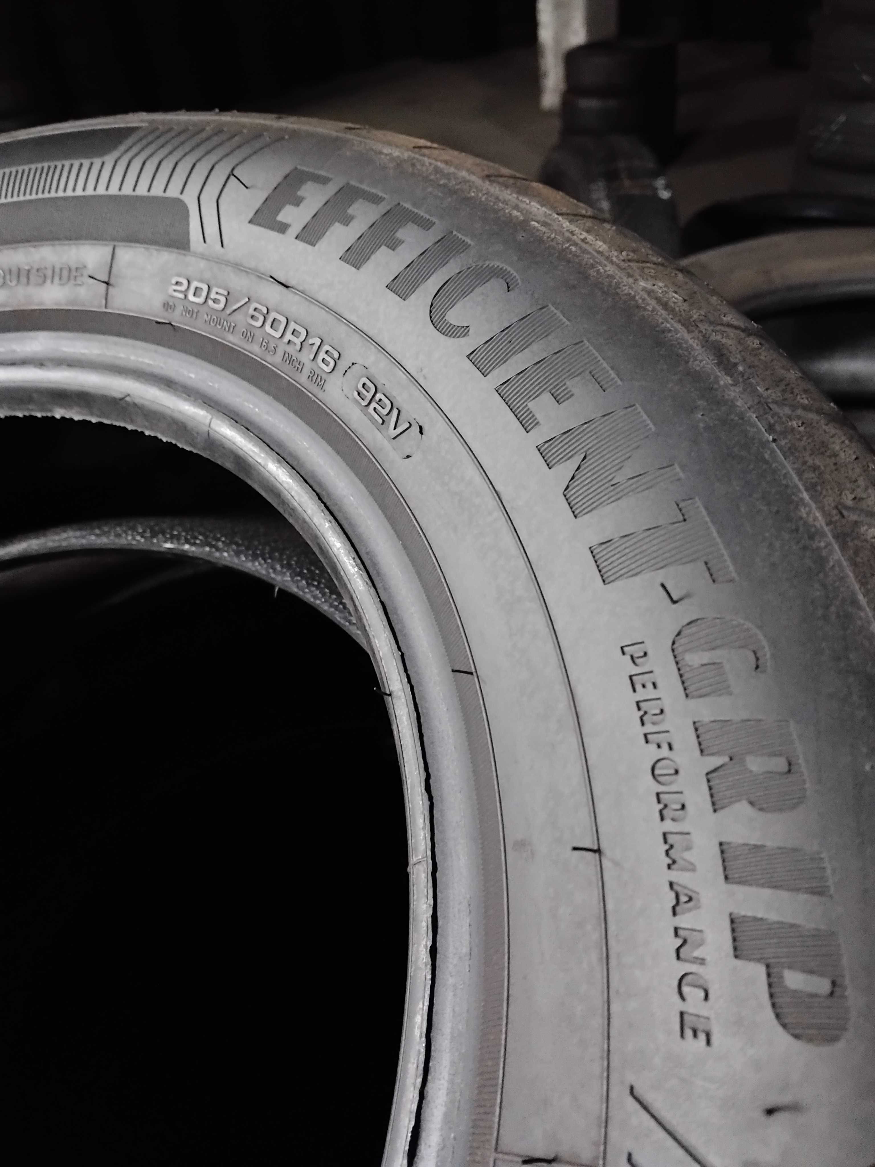 Шини бу 205/60 R16 Goodyear Efficient Grip Performance Комплект Літо