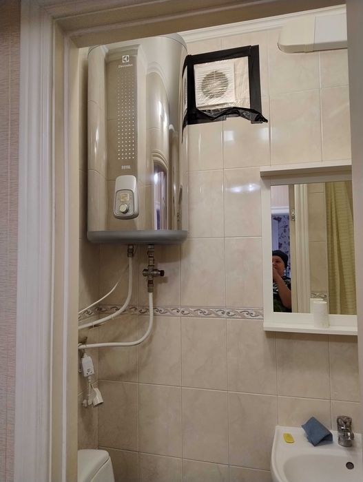 Аренд Кв 1-я Голос-й м.Васильк.(Л.Ященко) Жуковск 14  4/5 34м 13000грв