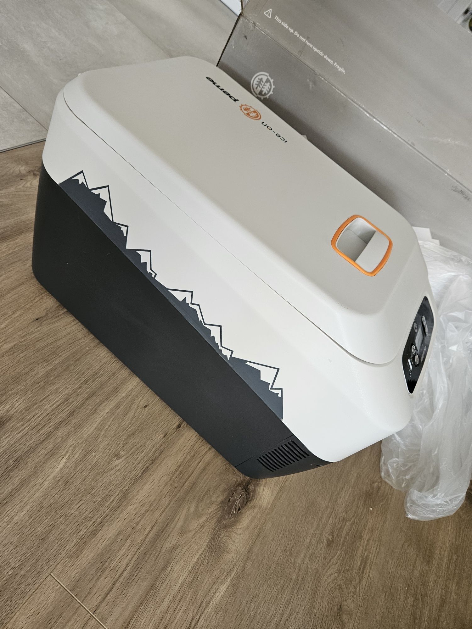 Lodówka turystyczna Peme Ice-on iOG-30L Adventure Orange + pasek na ra