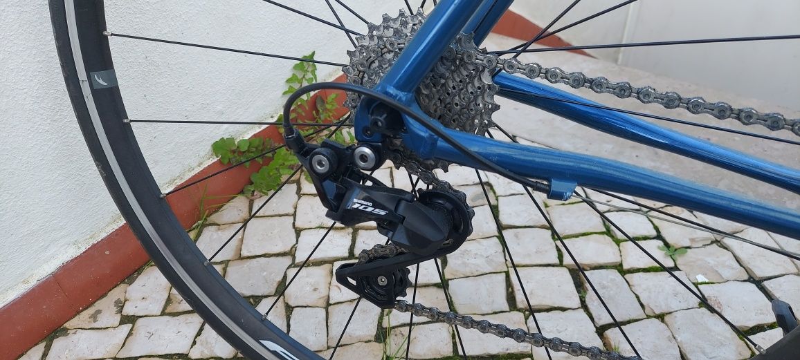 Bicicleta de estrada COLUER