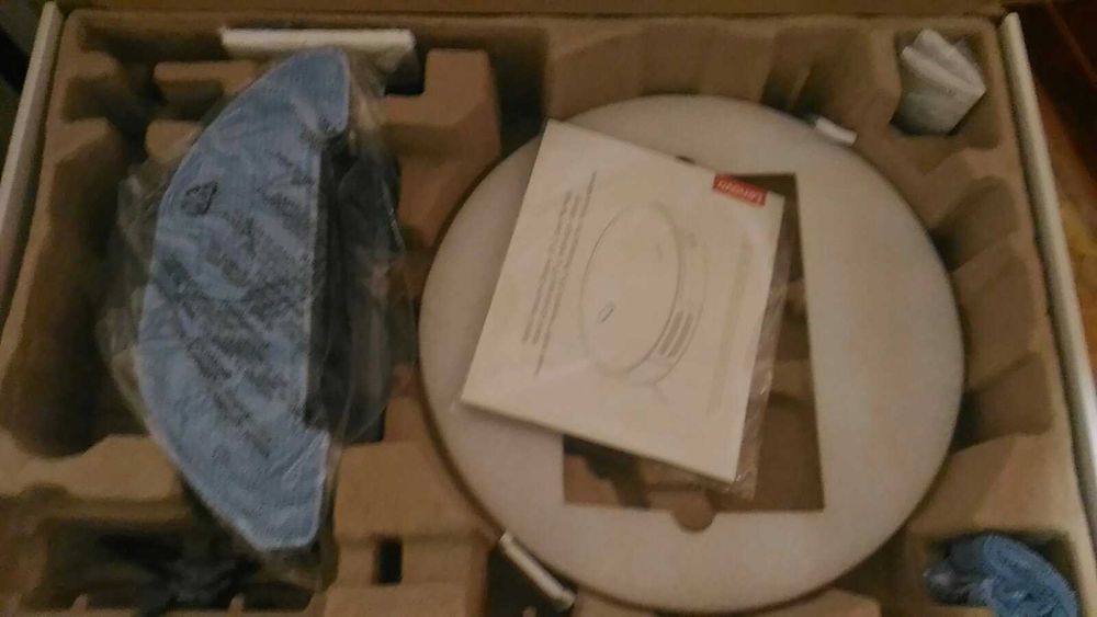 робот пылесос lenovo e1-L на запчасти