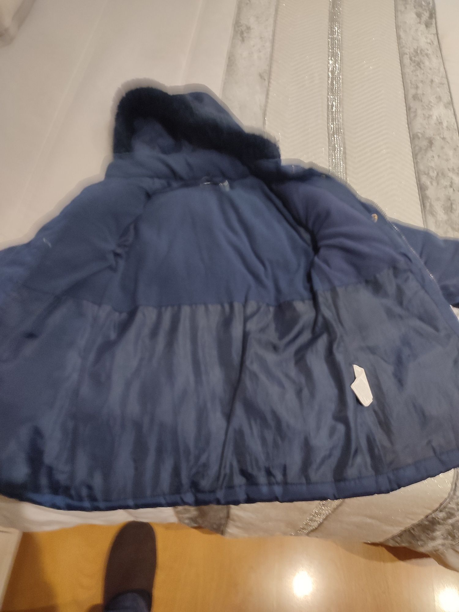 Vendo casaco de menina 3 a 5 anos