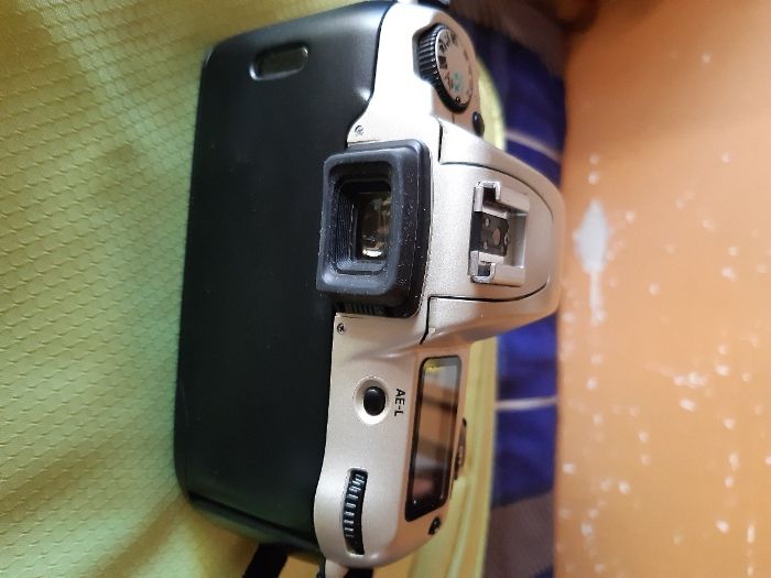 Máquina Fotográfica Analógica F60