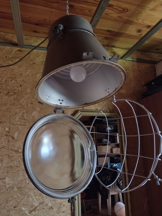 Lampa  przemysłowa loft industrialna fabryczna ORP-125 Mesko 1971R PRL