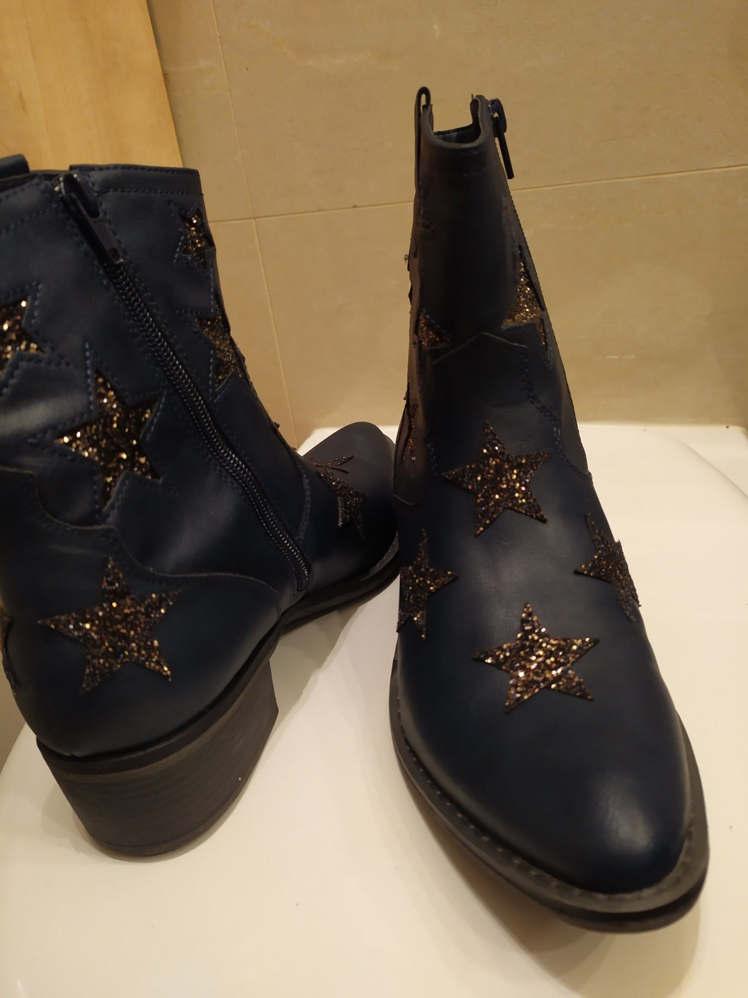 Nowe buty botki kozaki damskie Graceland r.38