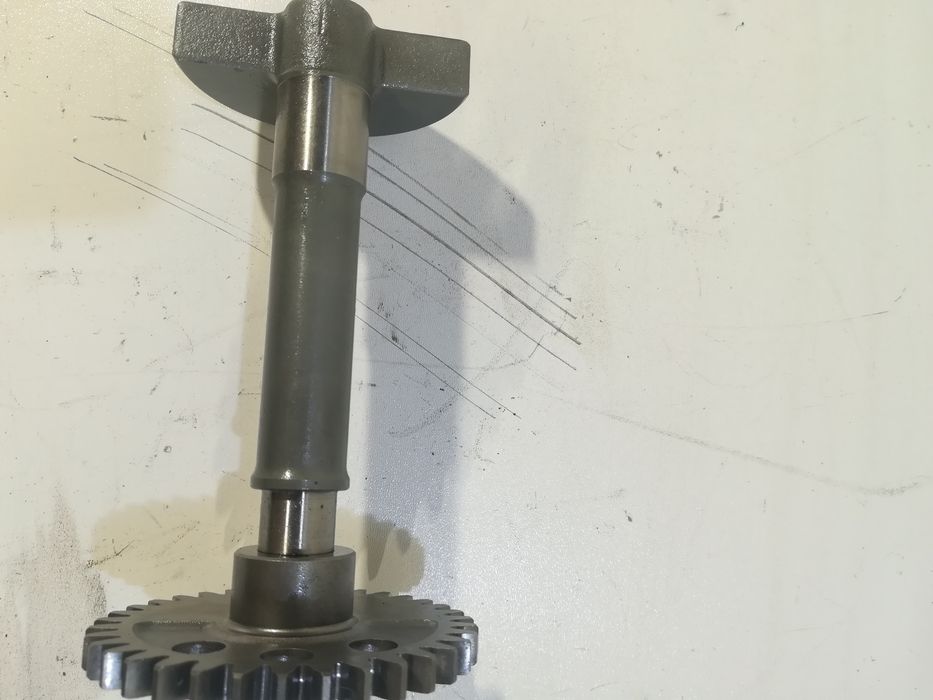 Balanser wałek balansujący wałek wyważający suzuki LTR 450 08r