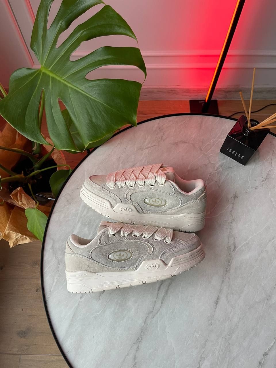 Жіночі кросівки Adidas Adi2000 X Beige