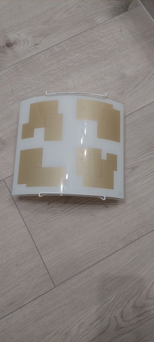 Lampa żyrandol kinkiet oświetlenie