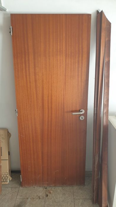 Porta de interior completa usada