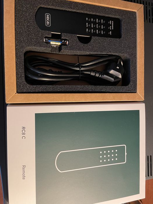 Hegel H390 super-integra z DAC i możliwością streamingu