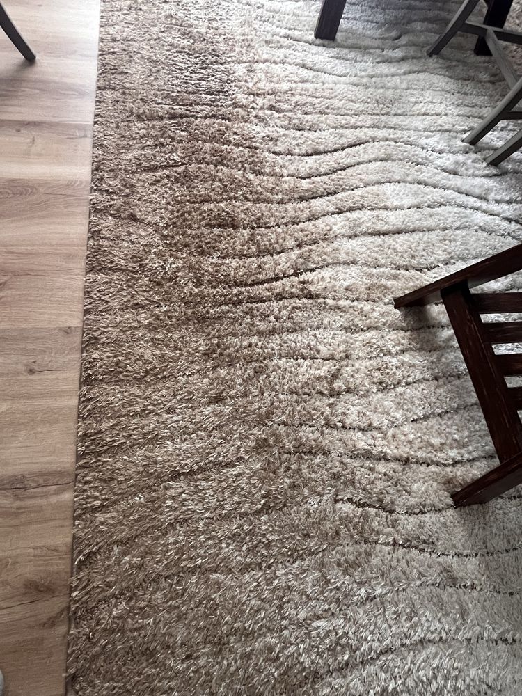 Carpetes Sala Estar e Jantar