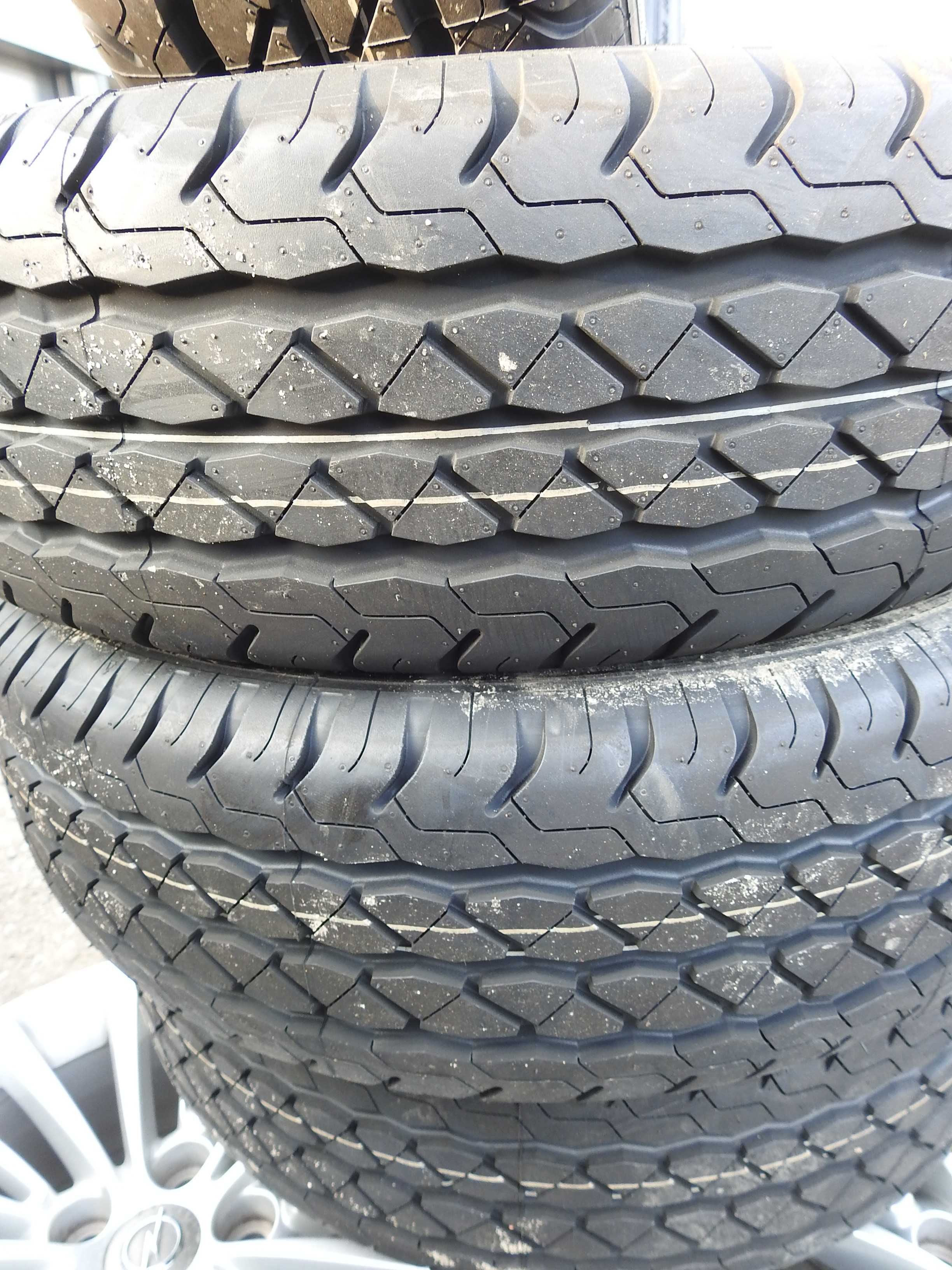 4x Windforce Mile 195/65R16C Max 104/102R