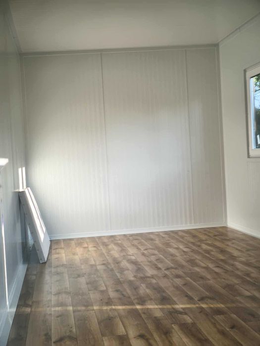 Pawilon z płyty warstwowej 300x600