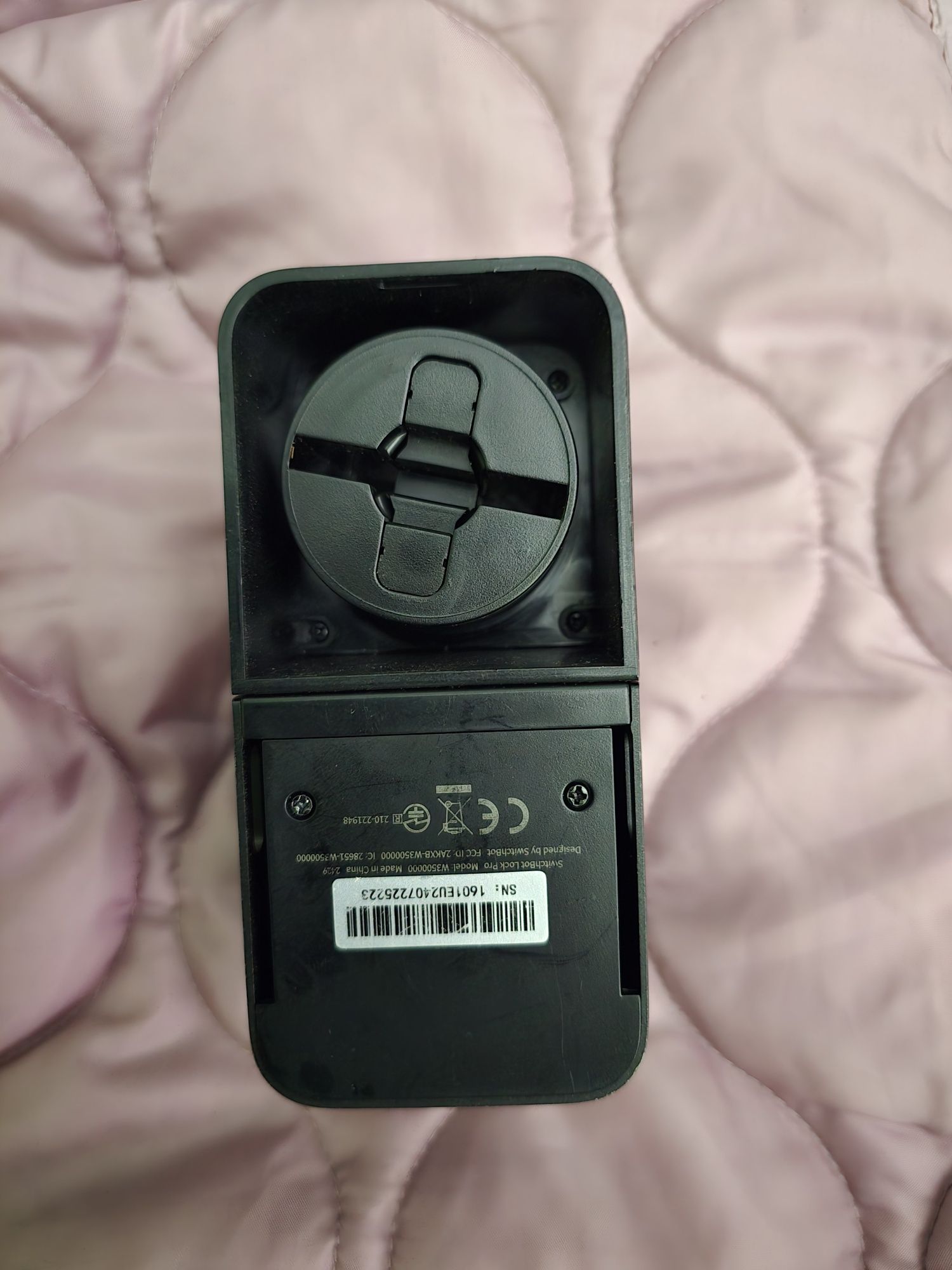 Elektroniczny zamek do drzwi SwitchBot Smart Lock Pro