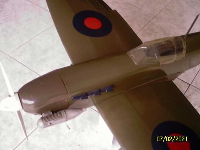 aviao spitfire completo