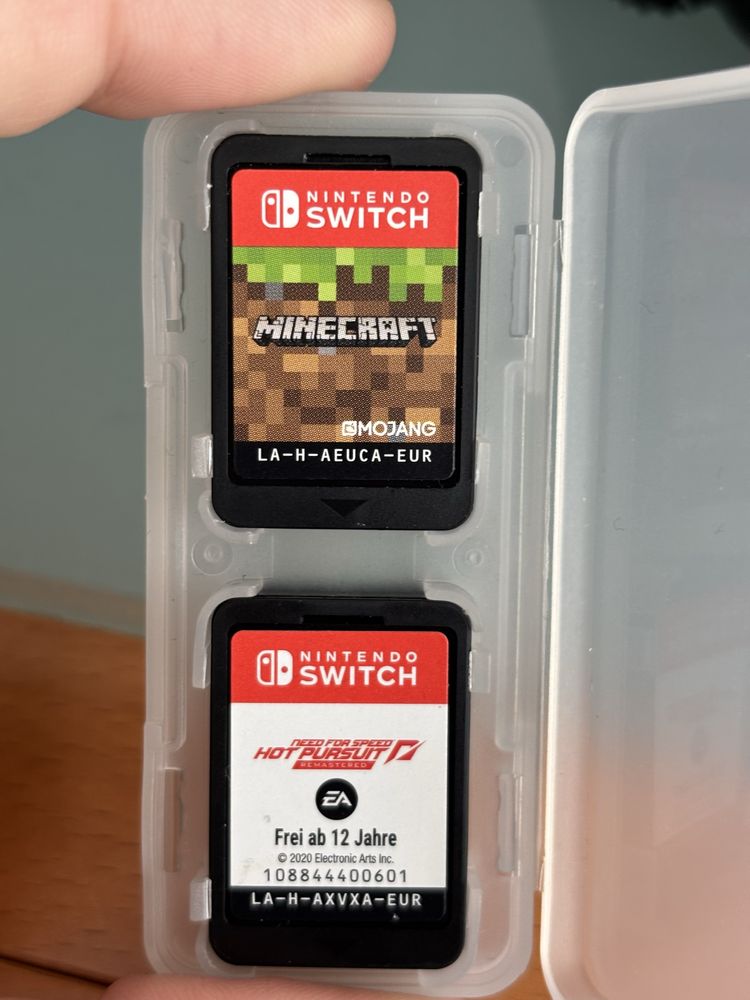 Nintendo Switch Completo + 4 Jogos Físicos