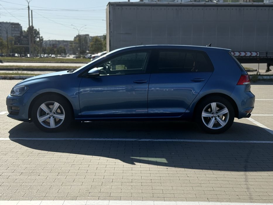 Продам Volkswagen Golf 7 1.4 TSI