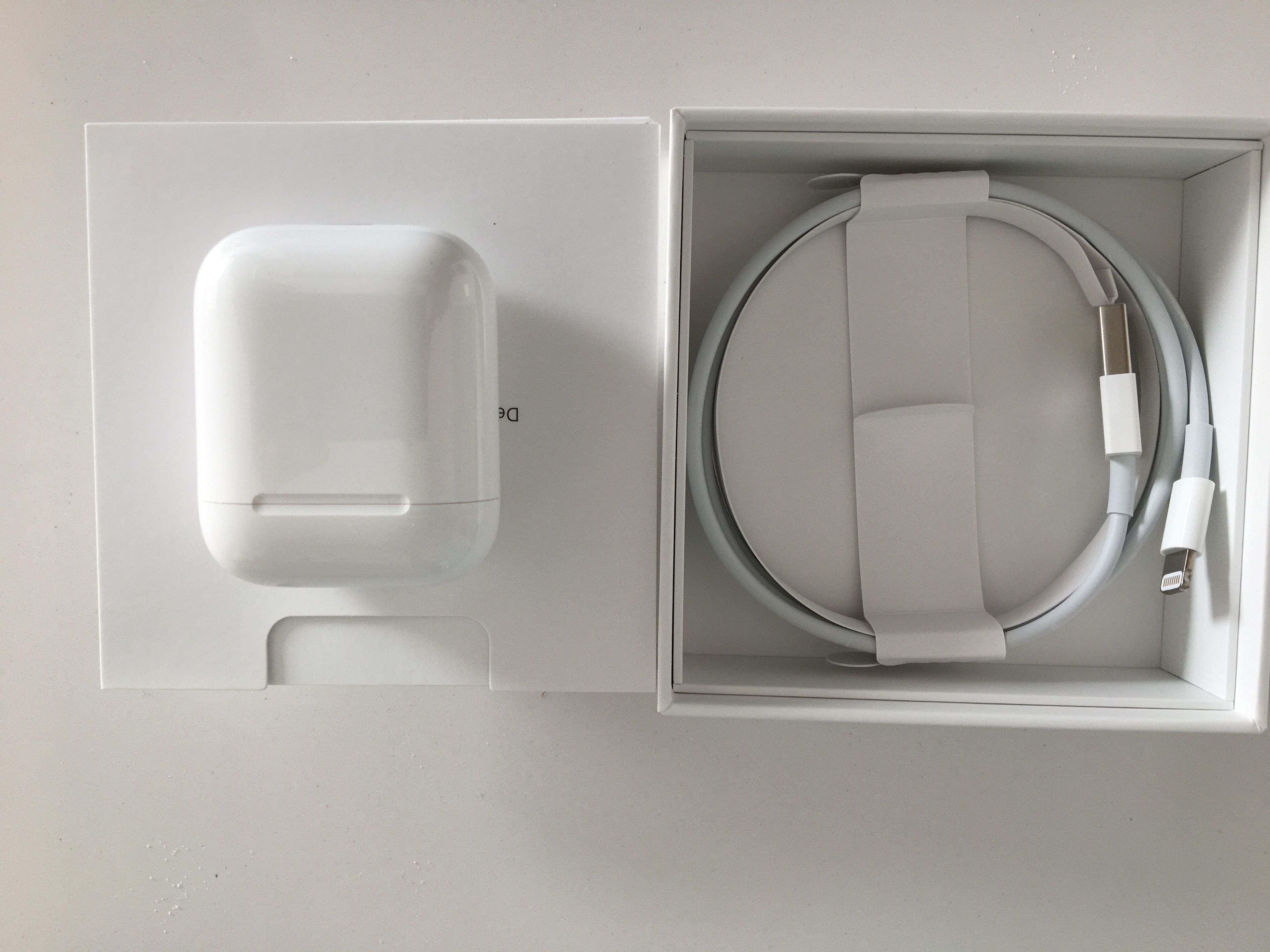 AirPods originais primeira geração