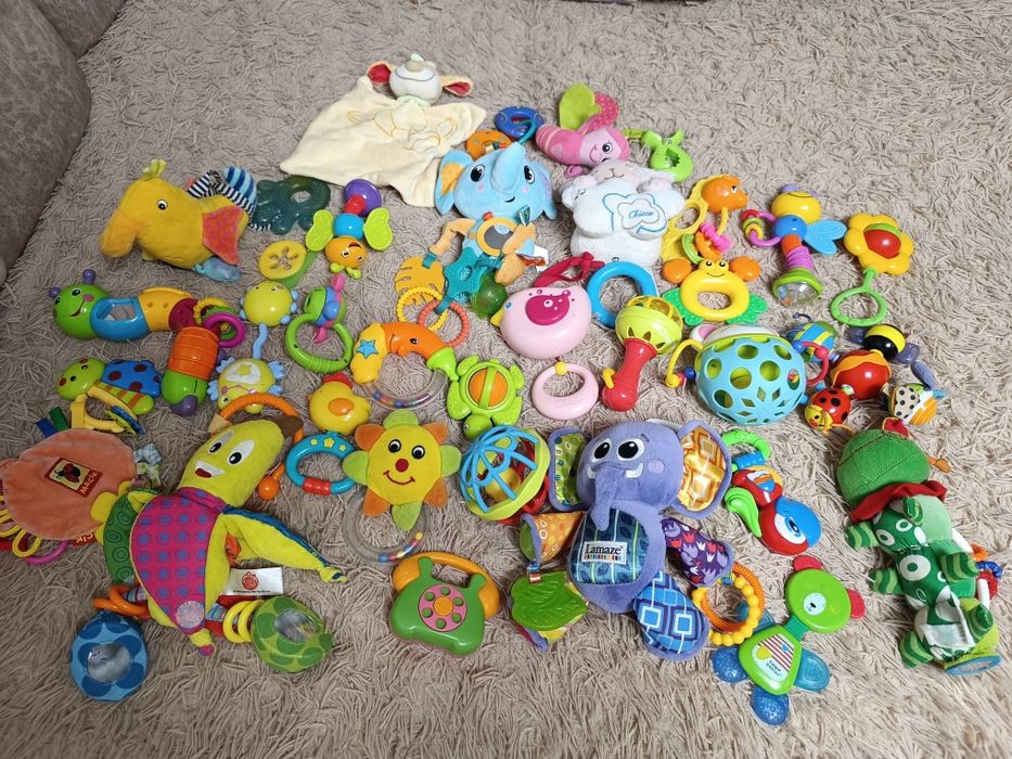 Іграшки для немовлят