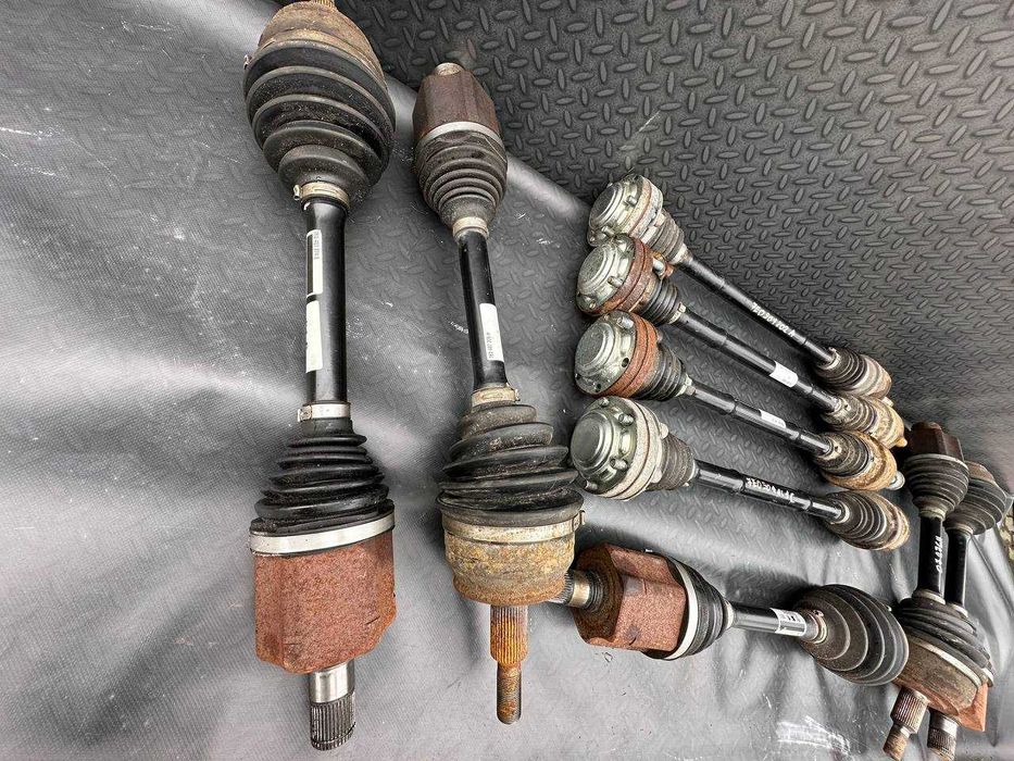 Полуось,піввісь в зборі vw Transporter Multivan Caravelle 2.0 TDI DSG7